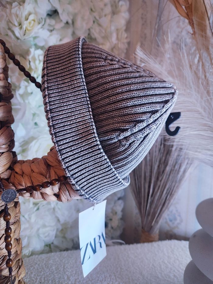 Bonnet fille Zara neuf