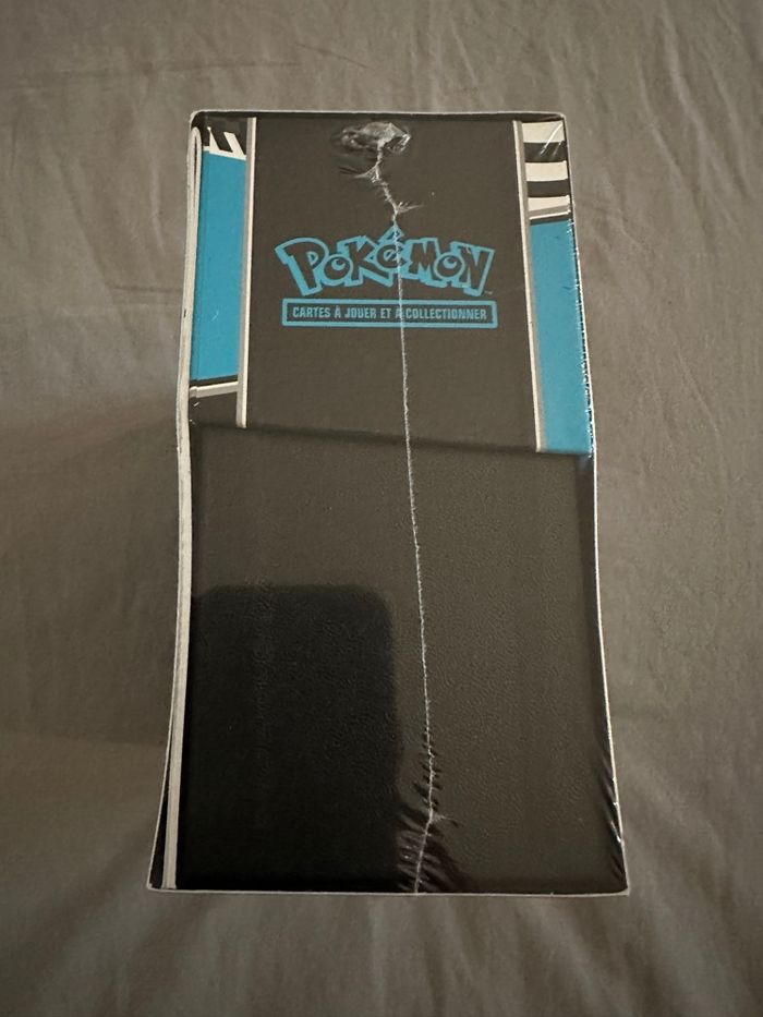 Coffret Pokemon ETB EV10,5 Foudre Noire - photo numéro 5