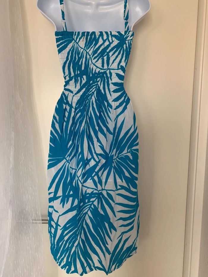 Jolie robe - photo numéro 2