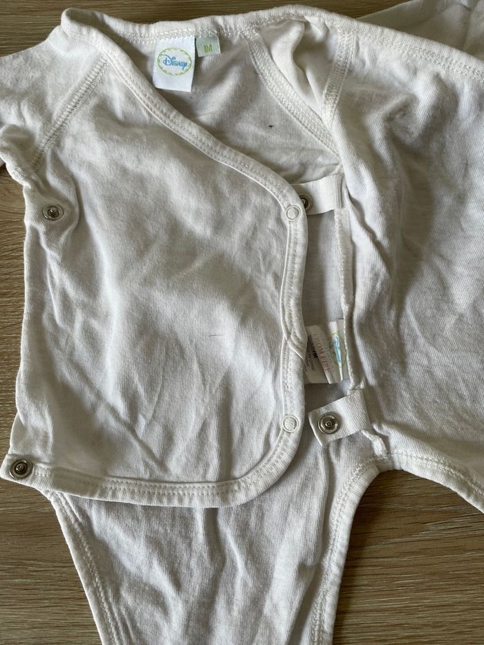 Bodies bébé 1 mois - photo numéro 7