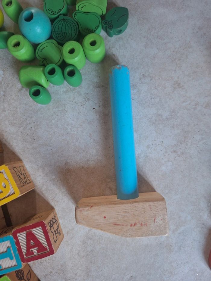 Marteau en bois pour jeu
