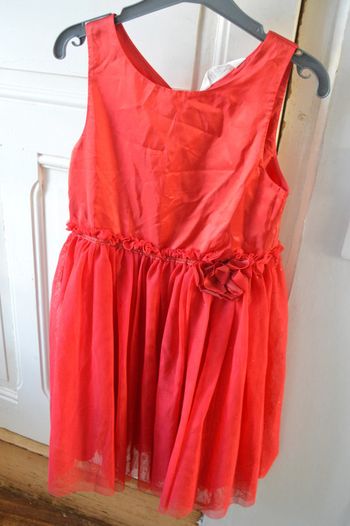Robe rouge tulle mariage H&M 8/9 ans