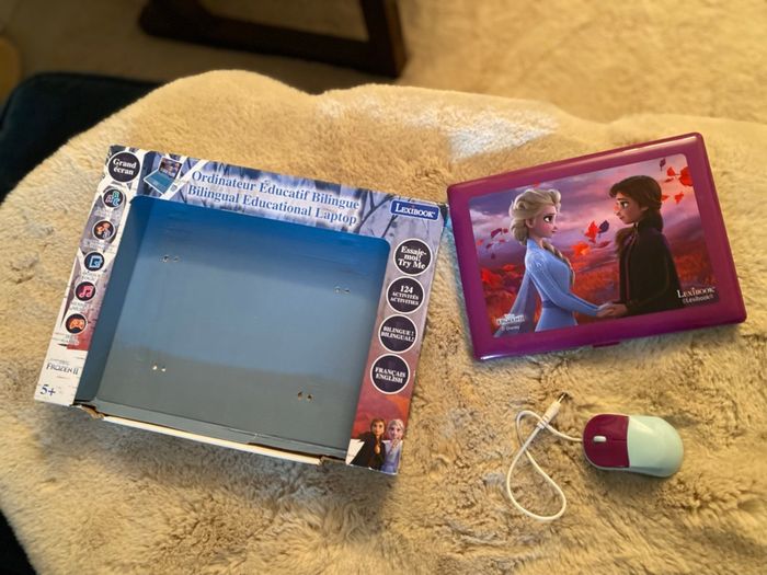 Ordinateur éducatif bilingue Disney Frozen II - Lexibook 124 activités éducatives - photo numéro 2