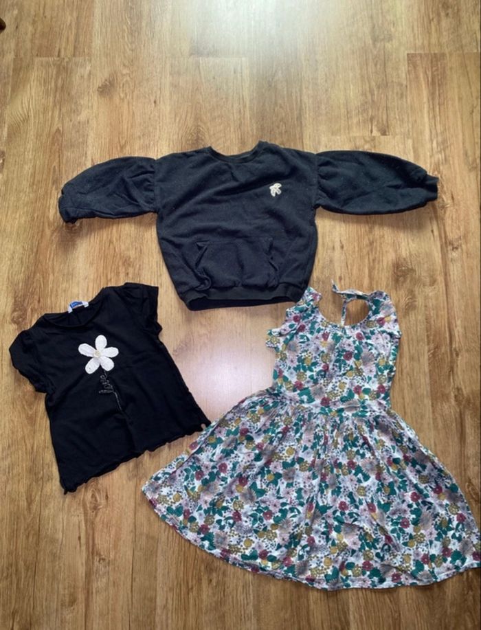 Lot de 3 pièces fille taille 5 ans
