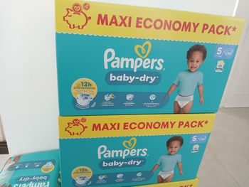 Lot 2 cartons maxi économie pack couches T5