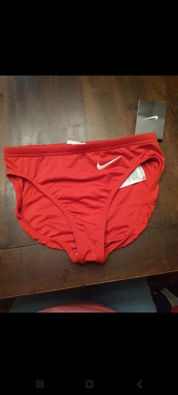 Short de course Nike rouge femme XS neuf