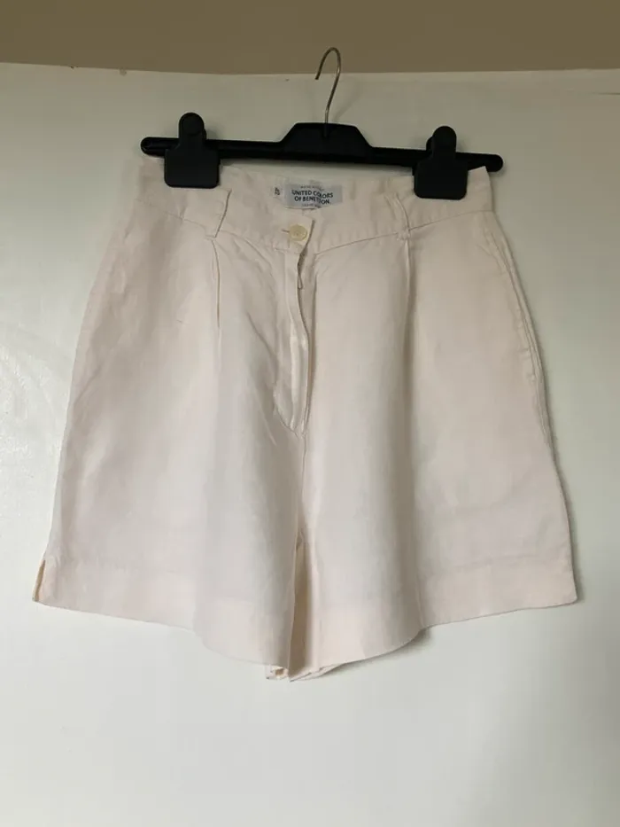 Short blanc