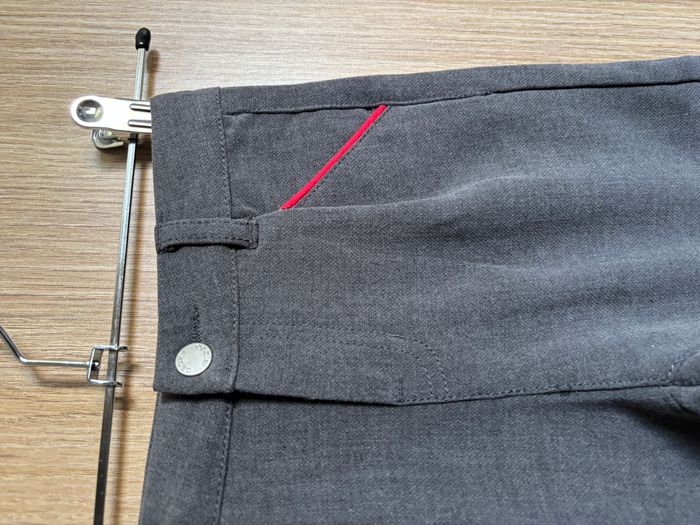 Pantalon gris - photo numéro 2