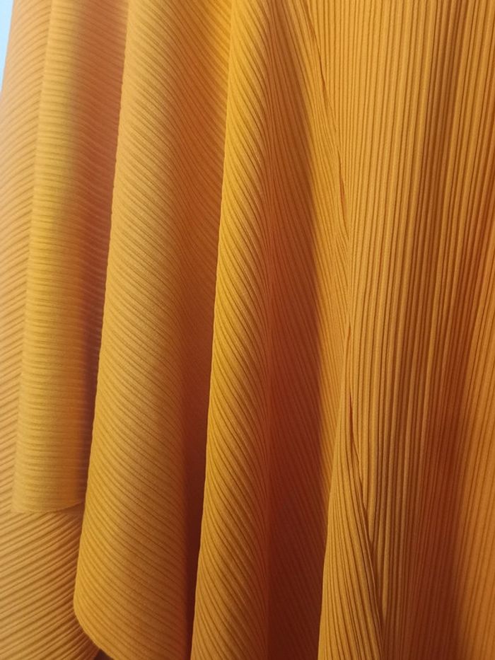 Jupe asymétrique jaune Bershka taille XS - photo numéro 4