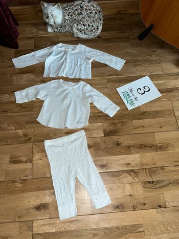 Bel ensemble blanc motifs gris étoiles petit bateau 3 mois/60cm