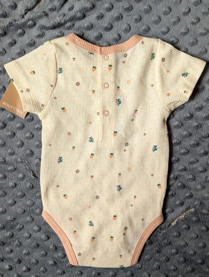 ensemble bébé bout'chou - body fraises et fleurs & pantalon velours - taille 3 mois - neuf ! - photo numéro 7