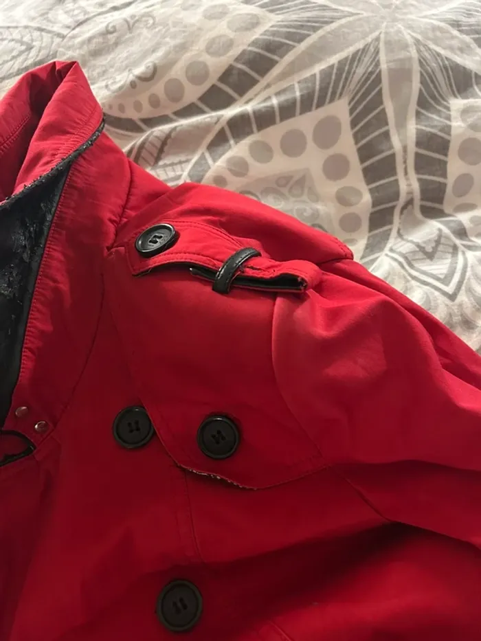Veste rouge - photo numéro 3