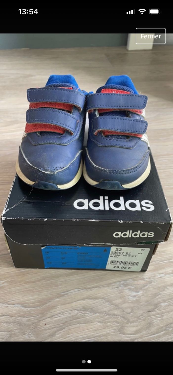 Basket Adidas bleu Rouge