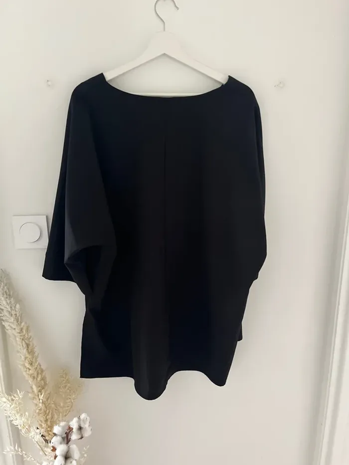 Très joli blouse, noir, taille un XL - photo numéro 5