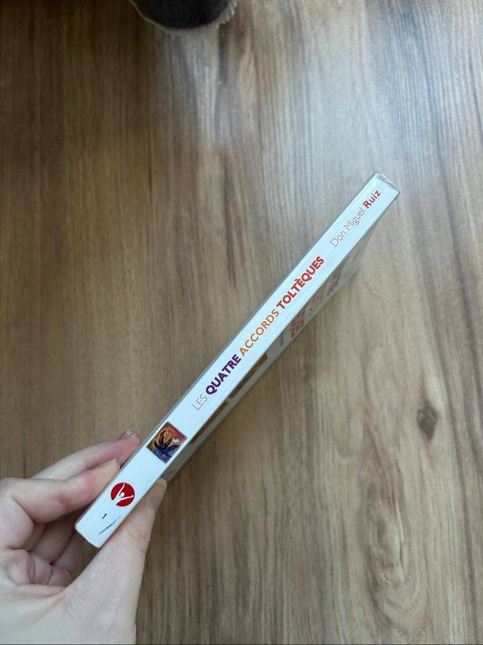 Livre de Don Miguel Ruiz «Les quatre accords toltèques» Poches Jouvence - photo numéro 2