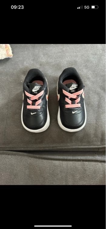 Chaussure Nike air force 19