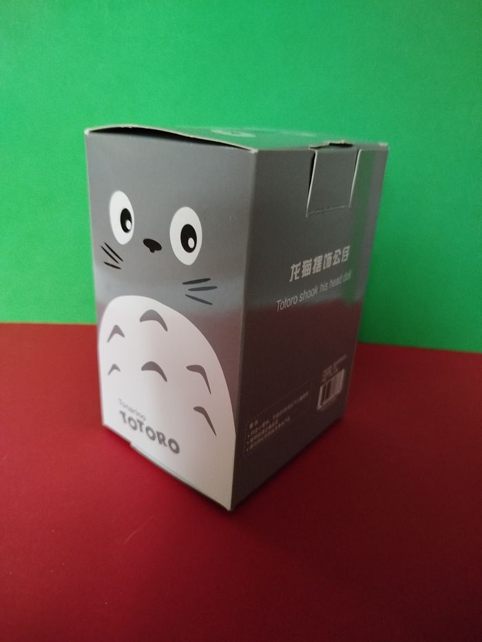 Figurine Totoro sous son parapluie - photo numéro 8