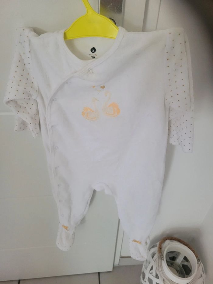 Tres joli Pyjama grenouillère Z Kids taille 12mois