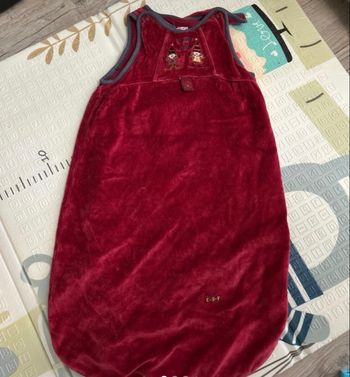 Gigoteuse rouge 0/6 mois