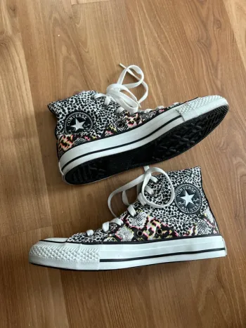 Baskets converse neuves en 38 imprimé serpent