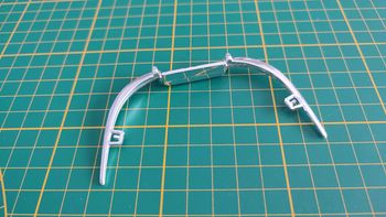 Pare-chocs arrière pièce miniature Bburago Burago Jaguar type E 1961 1/18 1/18e 1/18ème #C64