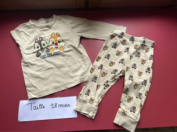 Pyjama taille 18 mois