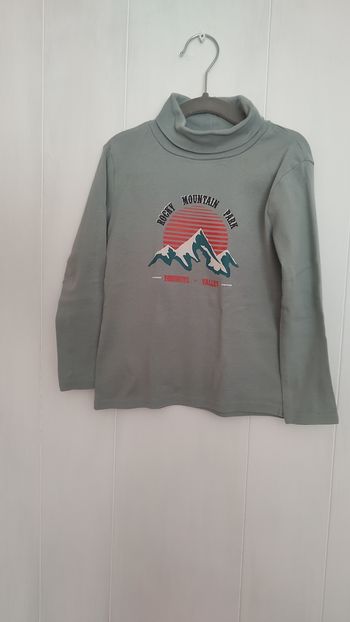 Sous-pull col roulé Kiabi – 4 ans