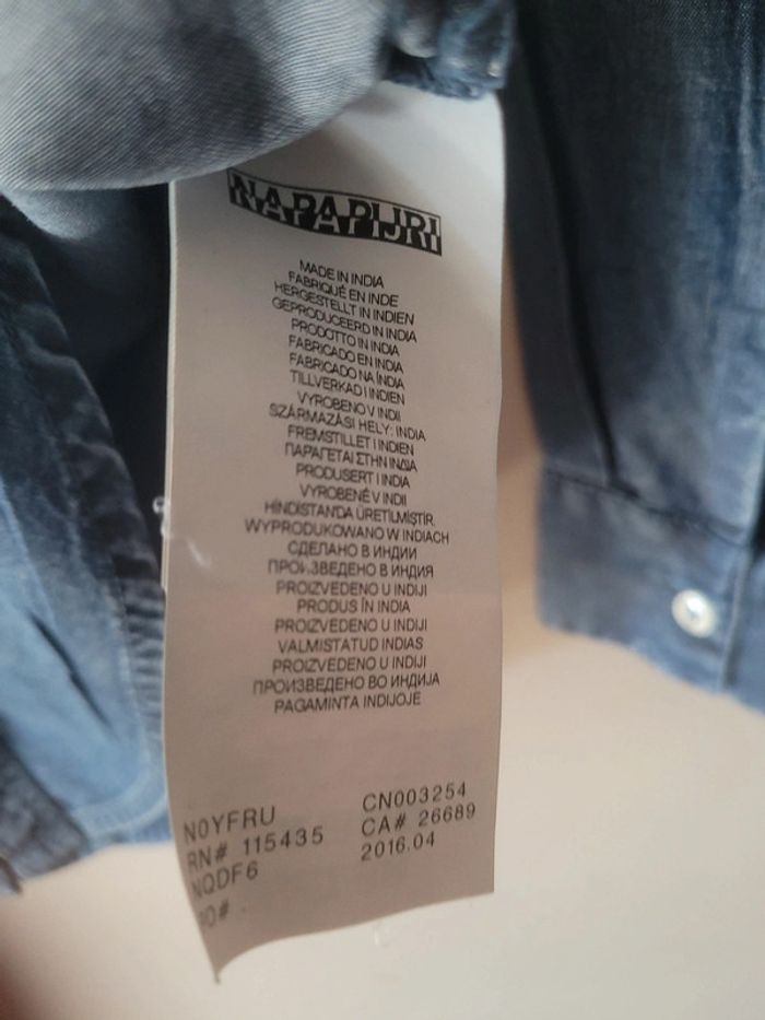 Chemise en jean napapijri taille S - photo numéro 4