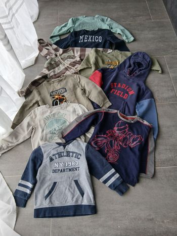 Sweat garçon 8ans