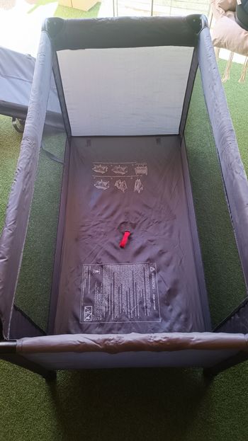 Lit parapluie premaman neuf