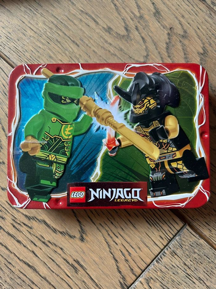 Boîte Lego Ninjago - photo numéro 3