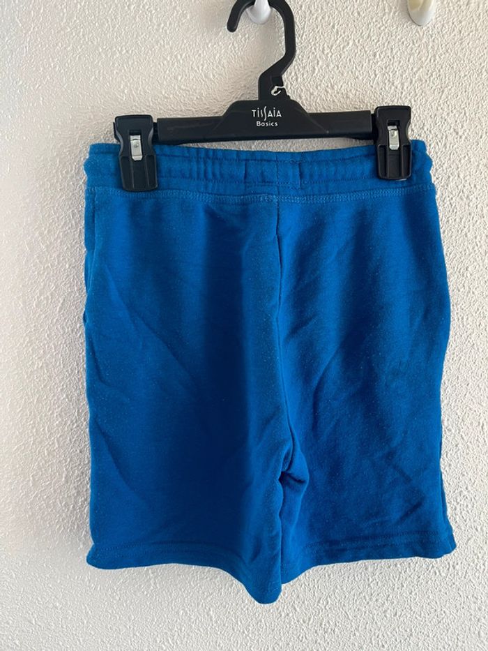Short taille 8/ 9 ans 💫 - photo numéro 3