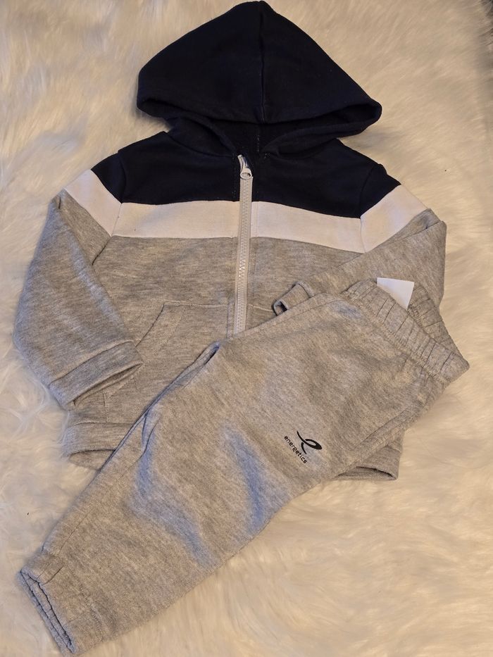 💙⚘️ jogging molleton 2 ans (92cm) garçon 💙⚘️