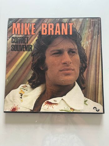 🎤💿 Coffret 3 vinyles Mike Brant – “Souvenir”