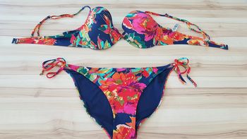 Maillot de bain 2 pièces état neuf 48 bonnet D