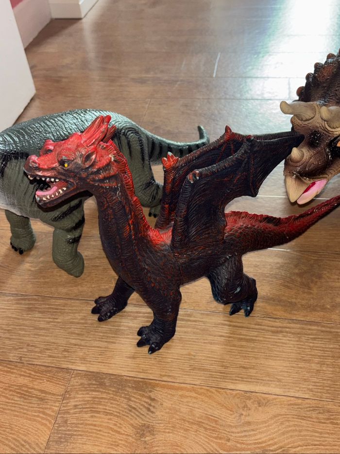 Lot de dinosaures - photo numéro 4