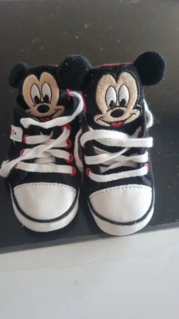 Chaussures Mickey bebe