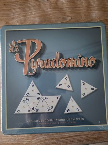 Jeu pyradomino neuf