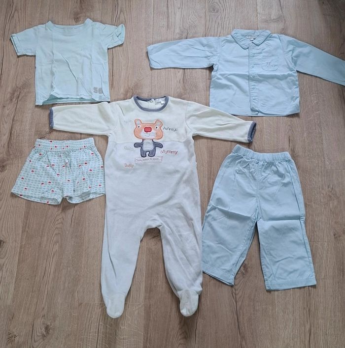 Lot 3 pyjamas 18mois