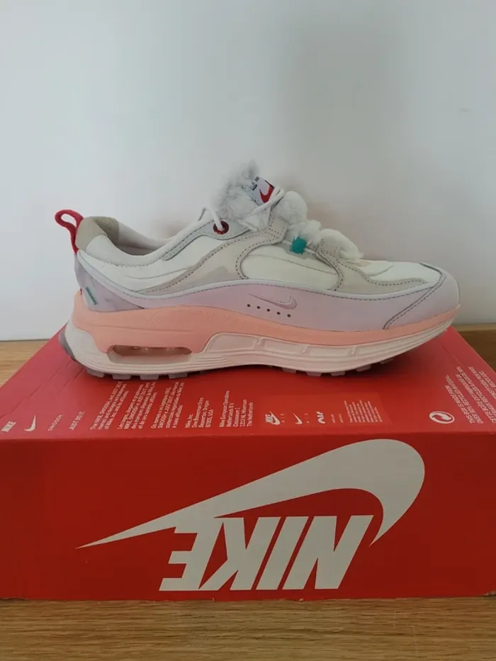 Nike Air Max Bliss T38,5 100% Authentique - photo numéro 7