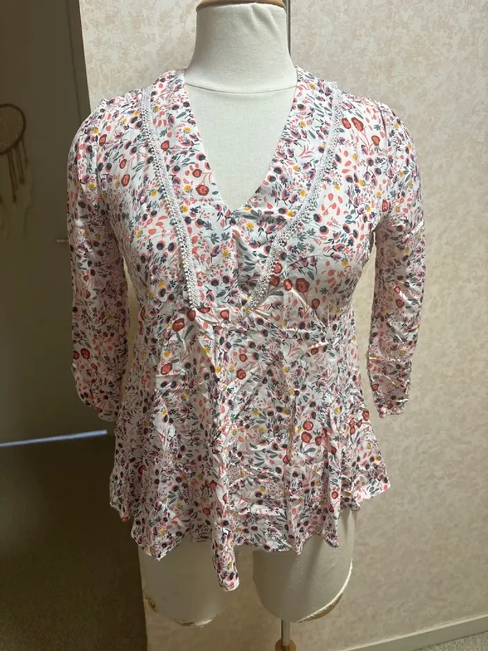 Blouse BRÉAL fleurie, parfait état, taille 38