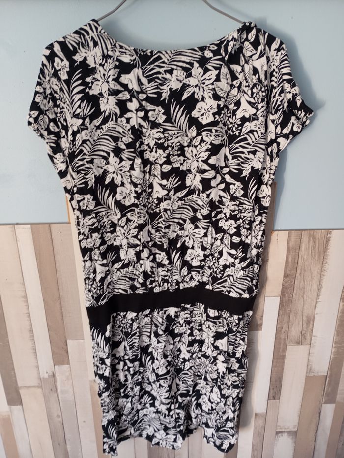 Robe taille 40 - photo numéro 3