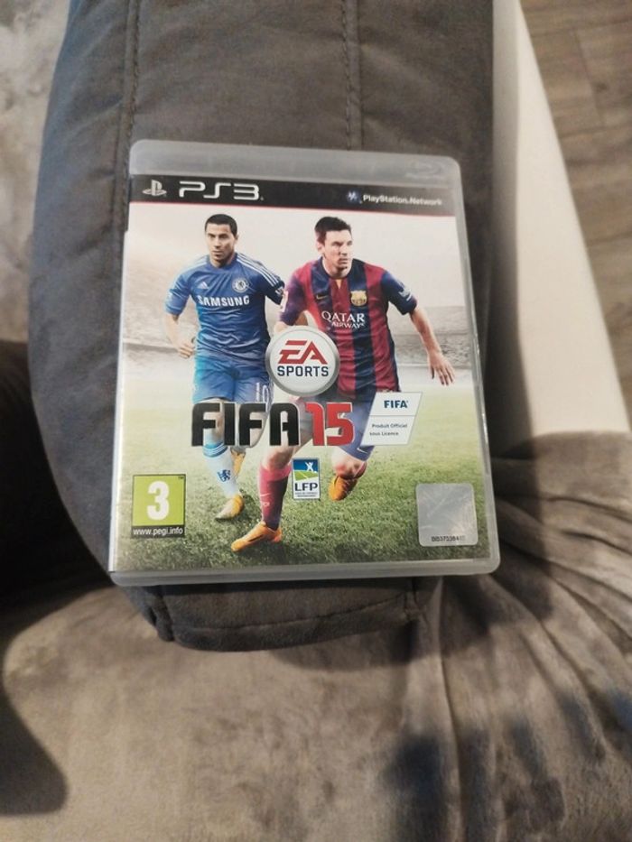 PS3 - Fifa 15 - photo numéro 1