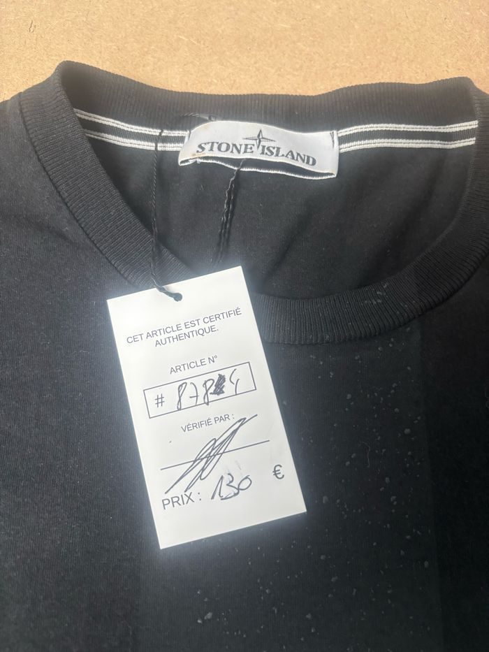 T-shirt Stone Island taille XL noir - photo numéro 3