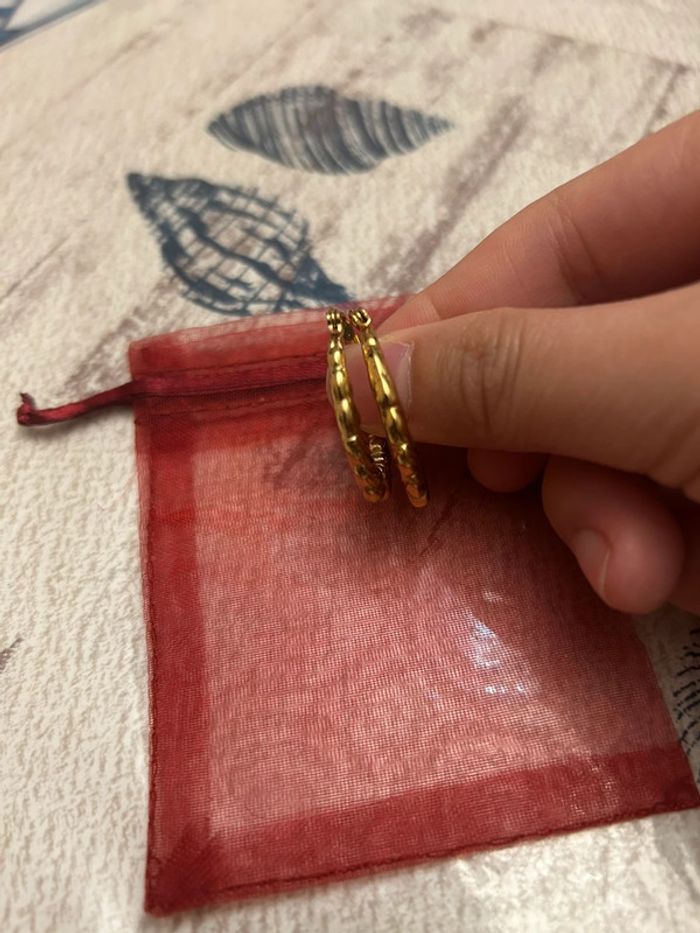 Boucles d’oreilles détails cœurs - photo numéro 5