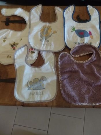 Lot 5 bavoirs