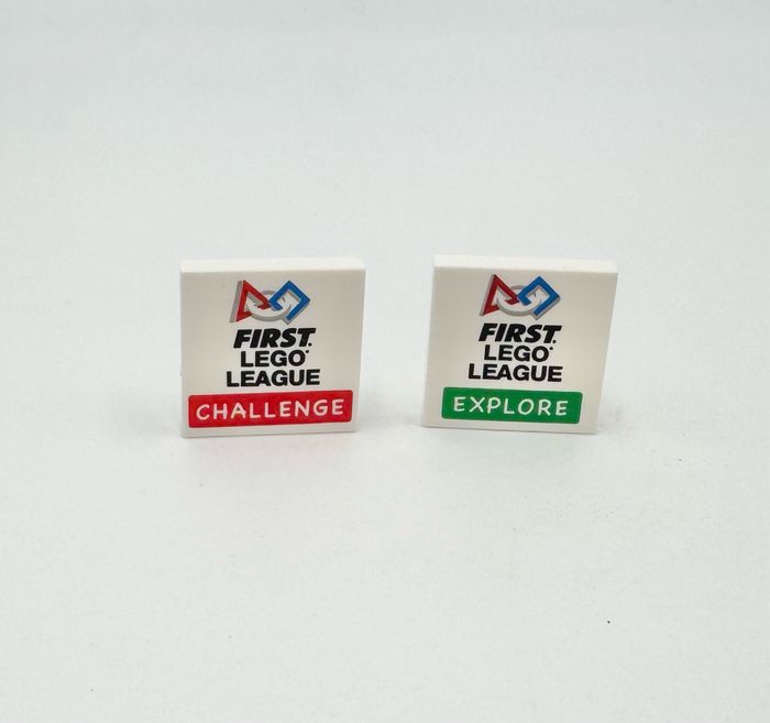 Lego Accessoires City : Lot de 2 tiles 2x2 First Lego League - NEUF