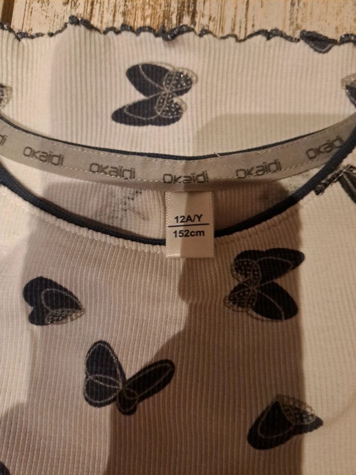 Lot de 2 t shirt  papillons brillant et etoile - photo numéro 2