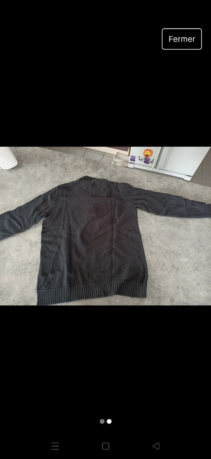 Pull noir - photo numéro 2