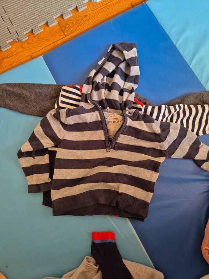 Lot de 5pulls - photo numéro 3